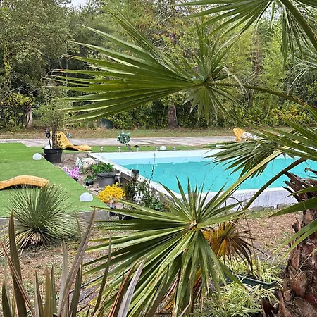 Ferienhaus Domaine Akoya *
